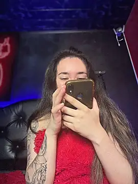 Sophie LS online show from May 11, 2026, 6:30 am