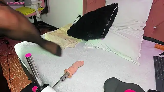 kyliestteel online show from January 27, 2025, 2:31 am