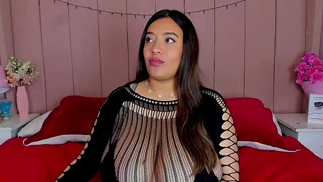 MollyBigBoobs12 online show from November 18, 2025, 8:35 pm