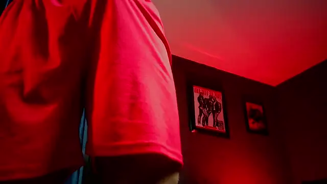 Leonnardo Jaramillo online show from April 3, 2026, 11:36 pm