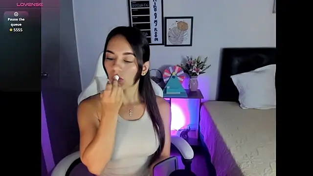 Sara lopez 28 online show from March 4, 2026, 11:27 am