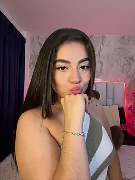IsabellaAnngel online show from July 18, 2026, 1:10 am
