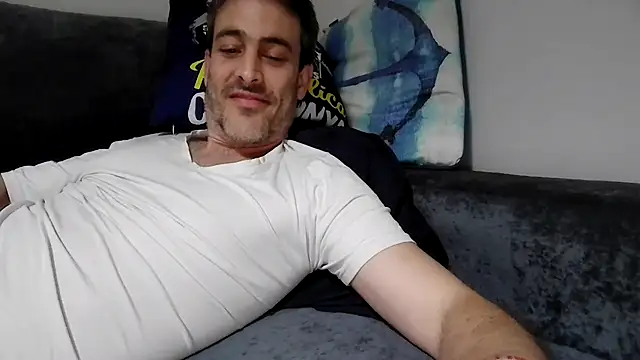 basquehotboy online show from February 25, 2025, 11:44 pm