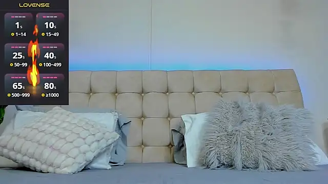 Snapshot of Damian23__ chatting on February 1, 2025, 4:00 pm Damian23 online show from February 1, 2025, 4:00 pm