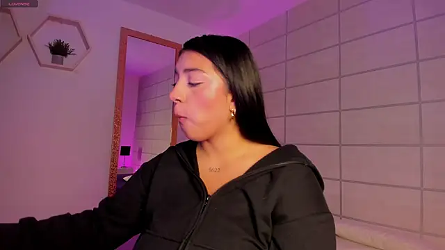 Christine Laam online show from April 18, 2026, 12:09 pm