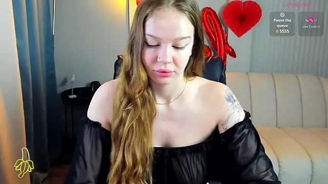 Snapshot of Eva_Conors_ chatting on March 6, 2025, 1:05 am Eva Conors  online show from March 6, 2025, 1:05 am
