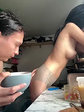 akimrix guli online show from March 17, 2025, 9:01 am