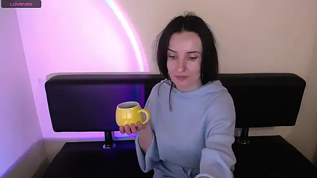 LaimaV  online show from September 30, 2025, 12:54 pm