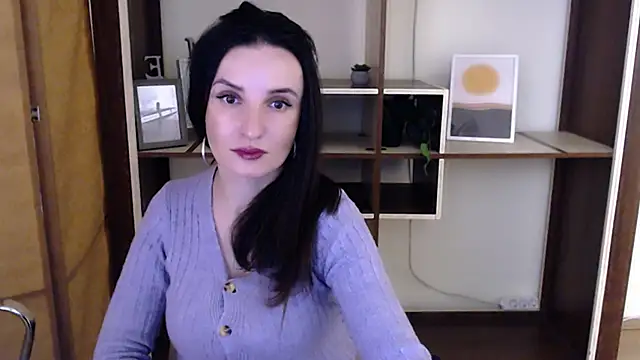 LaimaV  online show from April 17, 2026, 9:56 am