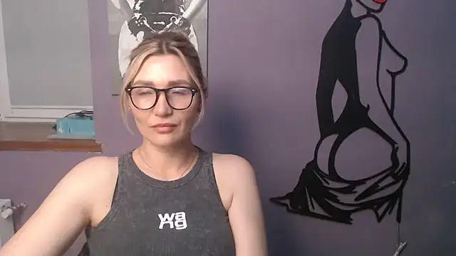  sexy lady online show from June 3, 2026, 1:03 pm
