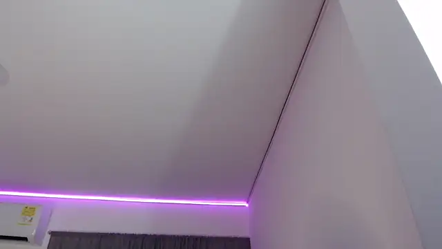 dereckbrownn online show from March 20, 2025, 11:12 pm