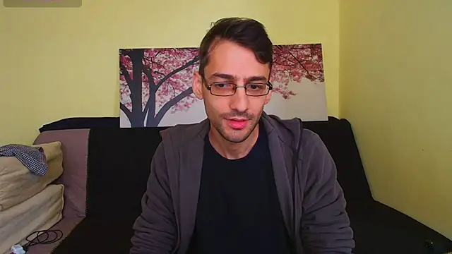 HungEddy online show from October 2, 2025, 12:12 pm