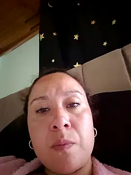 RenataSexy  online show from May 14, 2026, 6:15 pm