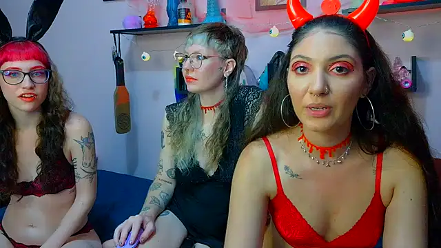 Snapshot of DianaSartori chatting on October 30, 2025, 3:02 pm DianaSartori online show from October 30, 2025, 3:02 pm