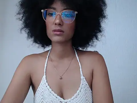 violettamartins online show from June 13, 2026, 9:35 pm