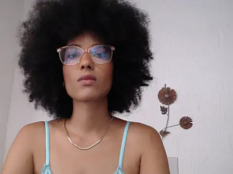 violettamartins online show from July 1, 2026, 10:20 pm