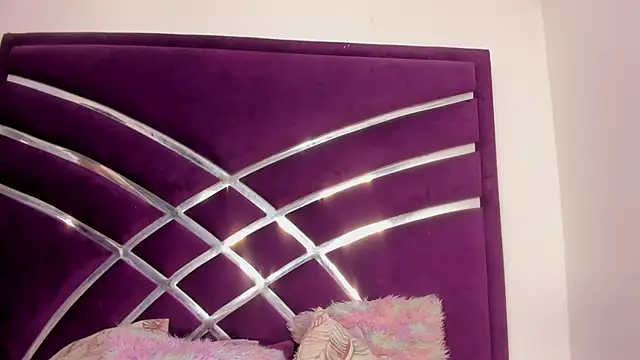 Sofia-candyht online show from April 18, 2026, 5:06 pm