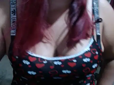 Snapshot of Dirtylovv chatting on January 10, 2025, 10:46 pm Dirtylovv online show from January 10, 2025, 10:46 pm