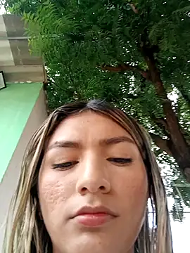 Snapshot of GIRL_DONCELLA chatting on February 9, 2025, 5:54 pm GIRL DONCELLA online show from February 9, 2025, 5:54 pm