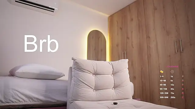 Snapshot of veronica_mendez1 chatting on November 22, 2025, 3:44 pm veronica mendez1 online show from November 22, 2025, 3:44 pm