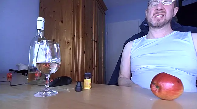 Snapshot of Tom_PP_cgn chatting on February 27, 2025, 4:31 am Tom PP cgn online show from February 27, 2025, 4:31 am