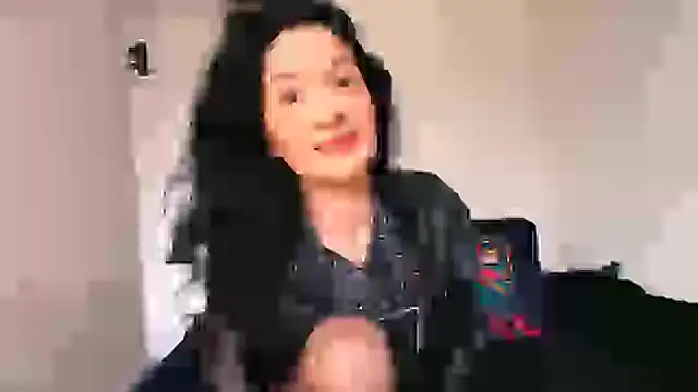 miabeautyxx online show from February 20, 2026, 1:55 pm