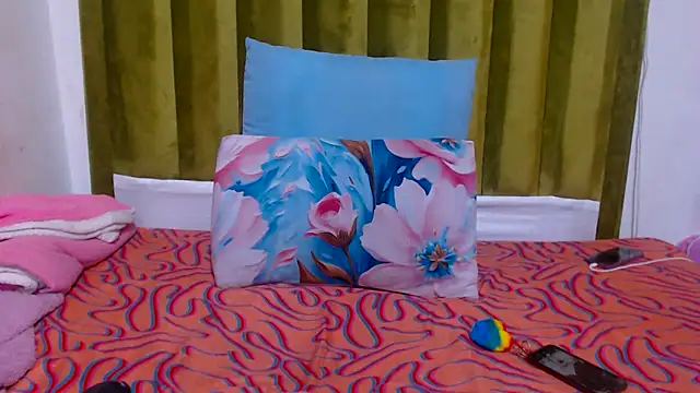 BigbootyNickyx online show from June 21, 2026, 5:54 am