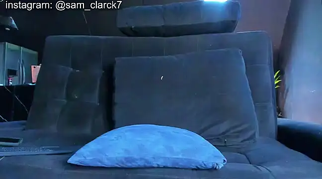Snapshot of Sam_clarck chatting on March 10, 2025, 4:25 pm Sam clarck online show from March 10, 2025, 4:25 pm