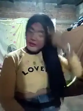 yovana13 online show from February 25, 2026, 4:22 am