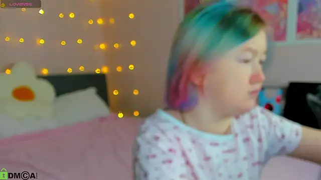 Snapshot of Sara_Robinson chatting on January 19, 2026, 2:59 am Sara Robinson online show from January 19, 2026, 2:59 am