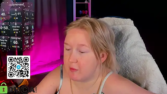 Snapshot of Sara_Robinson chatting on February 15, 2026, 7:51 am Sara Robinson online show from February 15, 2026, 7:51 am