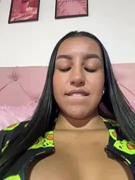 Tamara Roberts1 online show from January 26, 2025, 5:23 am