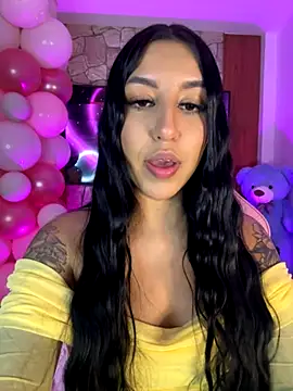 Tamara Roberts1 online show from September 25, 2025, 4:05 am