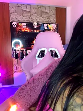 Tamara Roberts1 online show from October 26, 2025, 2:17 am