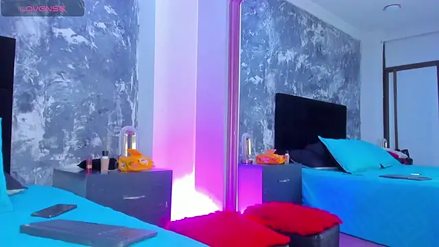 Snapshot of AuroraRojas chatting on January 16, 2025, 10:02 pm AuroraRojas online show from January 16, 2025, 10:02 pm