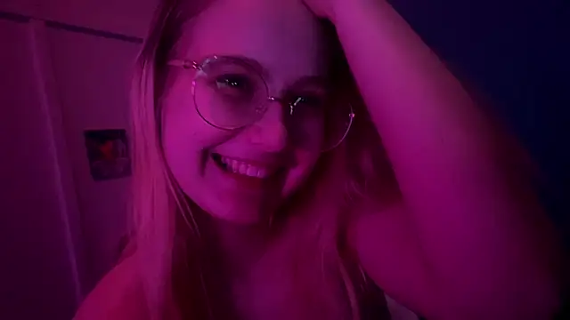 JacyWinslat online show from March 16, 2025, 8:21 pm