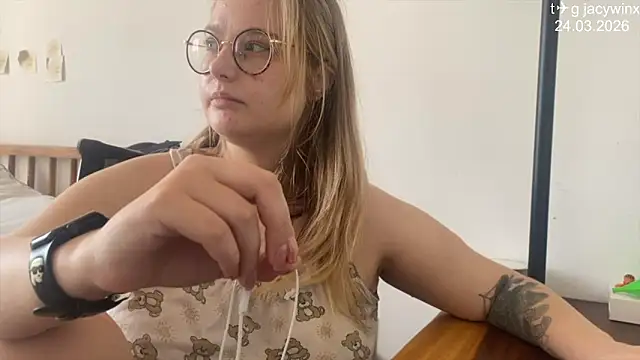 JacyWinslat online show from March 24, 2026, 7:57 am