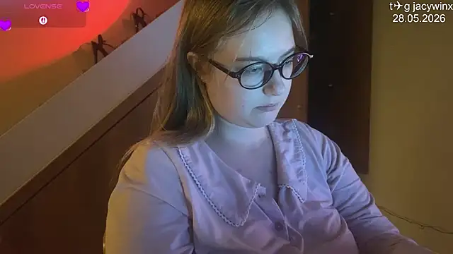 Snapshot of JacyWinslat chatting on May 28, 2026, 9:01 pm JacyWinslat online show from May 28, 2026, 9:01 pm