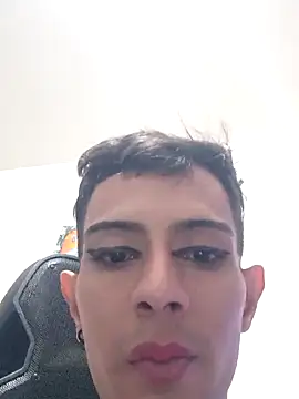 DOMINANTE KLOE  online show from March 6, 2025, 3:35 pm