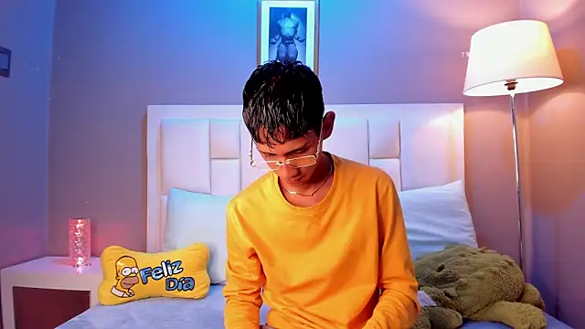 Nick Collins18 online show from February 26, 2026, 11:15 pm