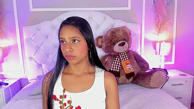 Snapshot of evelyn_evony chatting on December 11, 2024, 3:35 am evelyn evony online show from December 11, 2024, 3:35 am