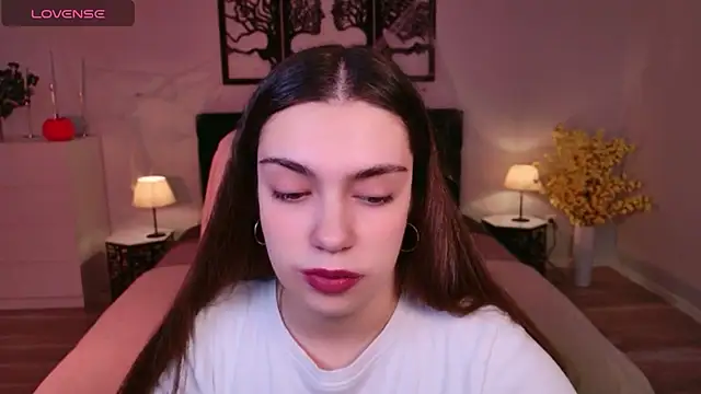 DaniellaLovely online show from October 30, 2025, 11:00 am