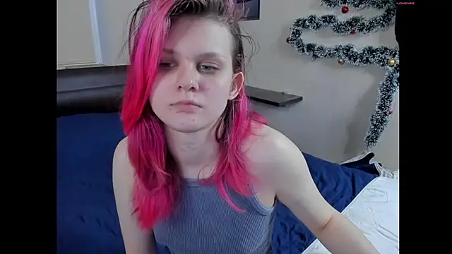 JulieTaylors online show from June 7, 2026, 9:51 pm