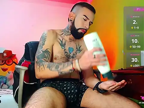 Diilanhott online show from December 18, 2024, 10:13 pm