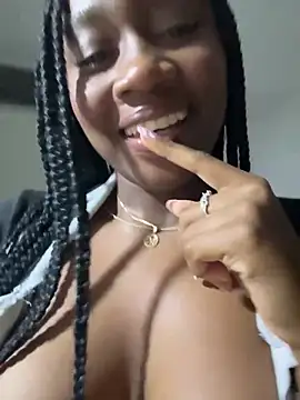 EscorpiLeoncita online show from March 4, 2026, 4:51 am