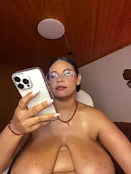 Isabella boobd online show from April 16, 2026, 9:39 pm