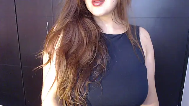 AdharaLujan online show from January 29, 2025, 2:21 pm