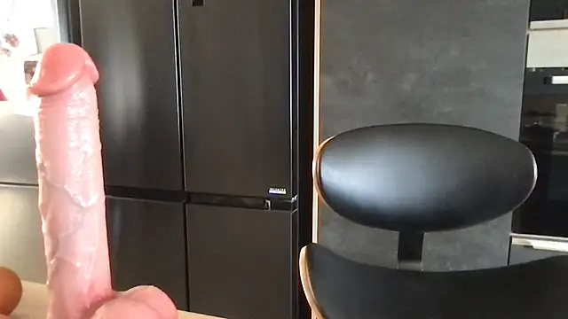 unconnudu21000 online show from February 11, 2026, 11:37 am