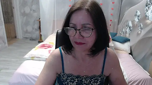 OlgaHottie online show from April 14, 2026, 11:44 pm
