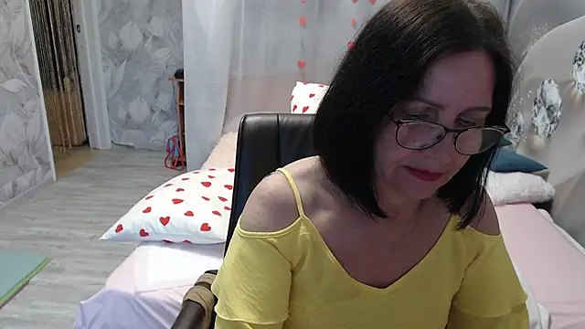 OlgaHottie online show from May 19, 2026, 11:44 pm